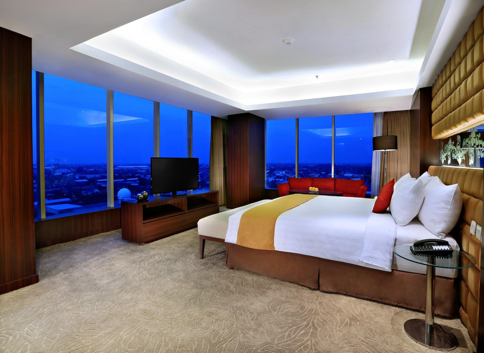 Aston Madiun Hotel & Conference Center Exterior photo